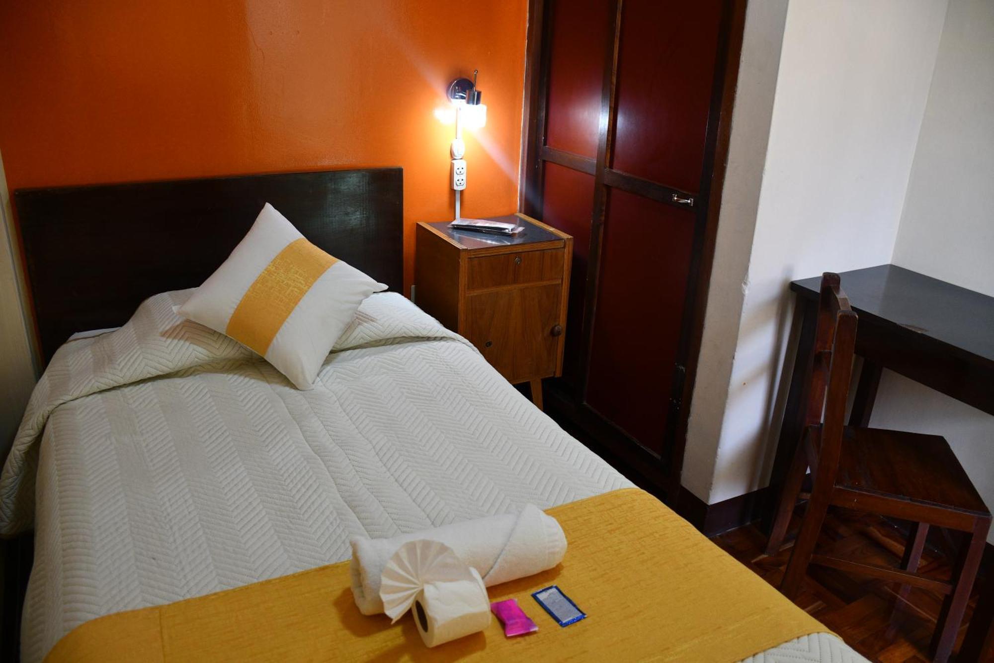 Hotel Express La Paz Exteriör bild