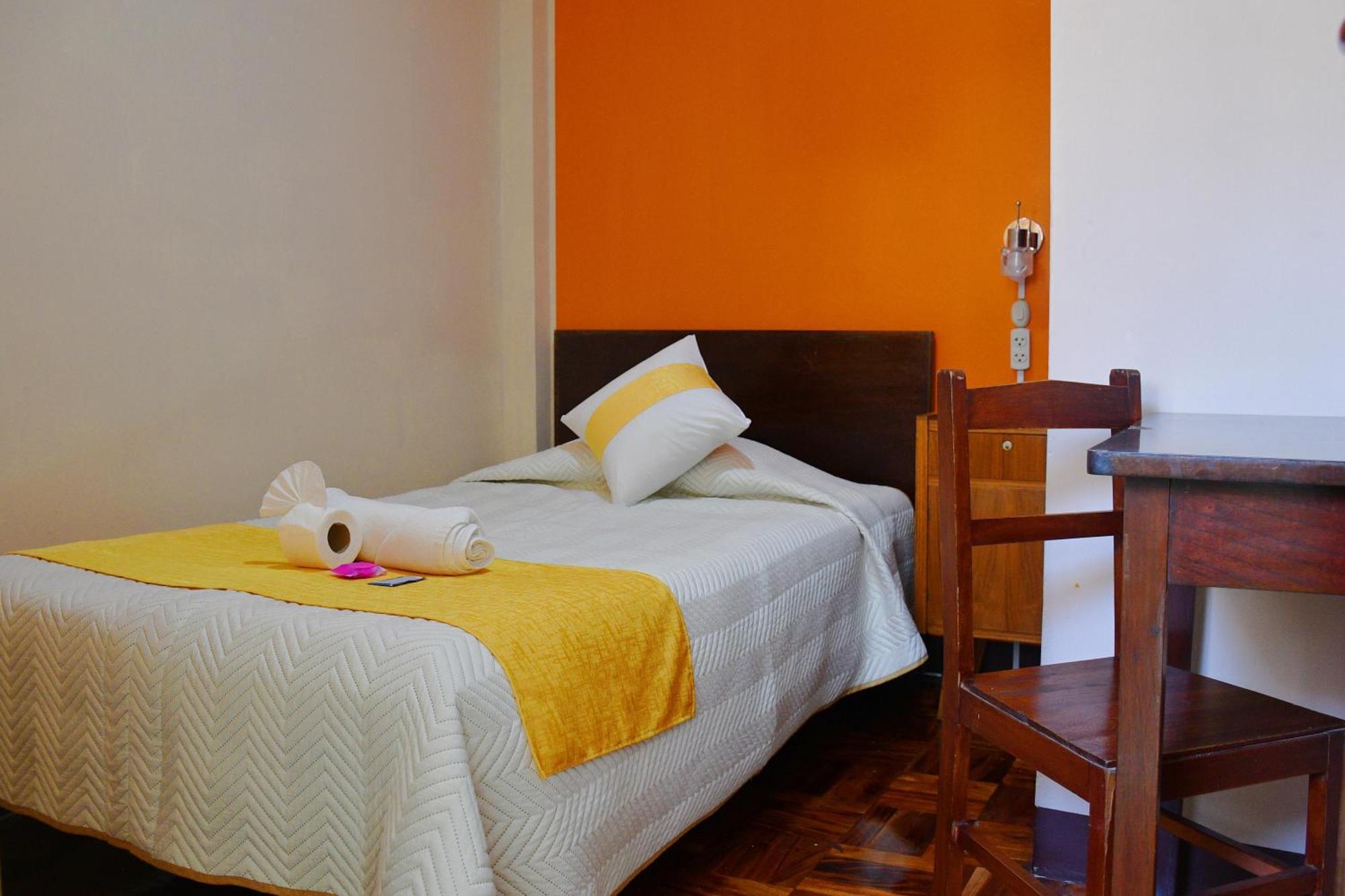 Hotel Express La Paz Exteriör bild